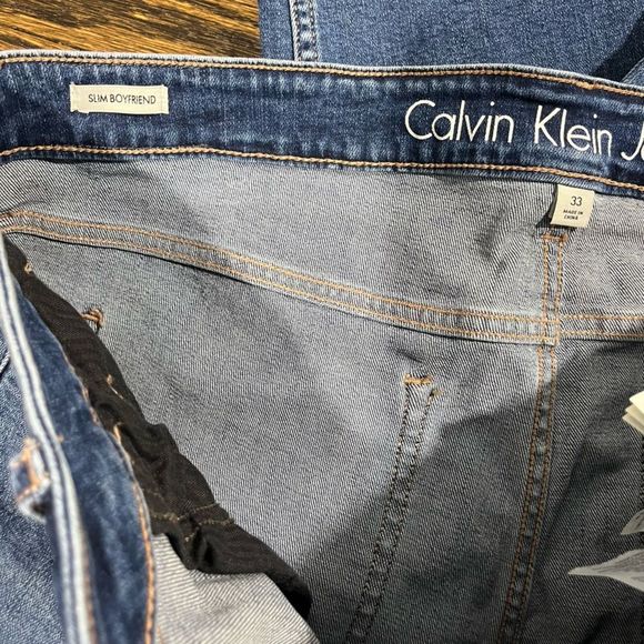 Calvin Klein Jeans - Picture 13 of 15